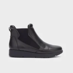 gilly ankle boot